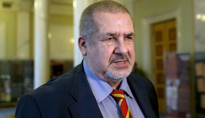 Ідея постачання води в Крим тільки мирному населенню — дурість! Чубаров відповів на головні питання про біди півострова