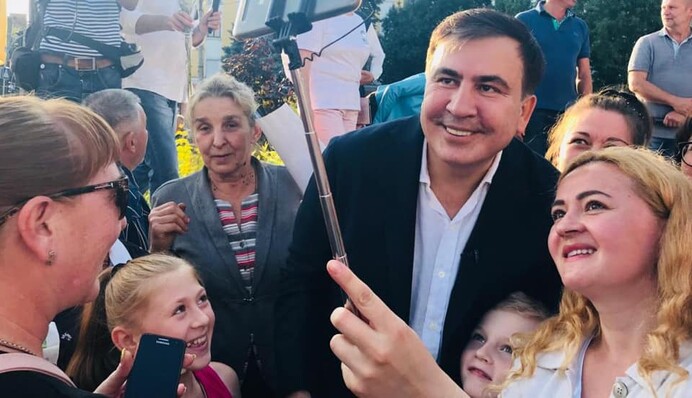 Саакашвили не ждет нынешняя власть, но и в оппозиции многие будут ему не рады – в Грузии прокомментировали возвращение экс-президента