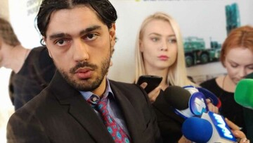 Бунт микробов: почему Лероса изгнали из фракции Зеленского