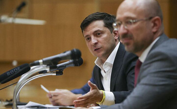 Генератор случайных решений: на Банковой хотят распустить весь Кабмин