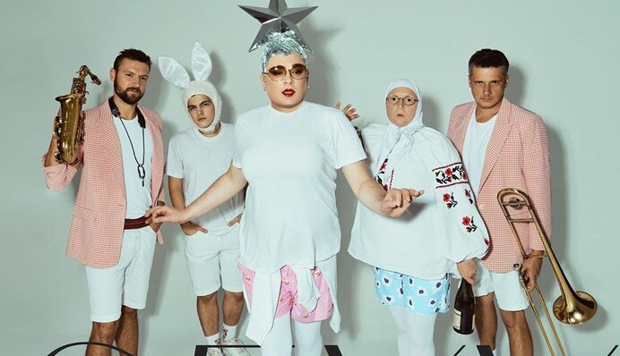 Верка Сердючка выпустила мини-альбом Sexy - в пластинке всего 4 трека