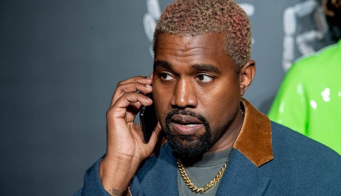 Канье Уэст прошелся по воде будто Иисус, но одинаково разозлил верующих и атеистов