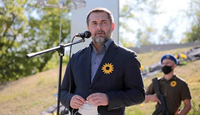 Боевики только радовались, когда у нас бушевал пожар - глава Луганской ВГА Сергей Гайдай