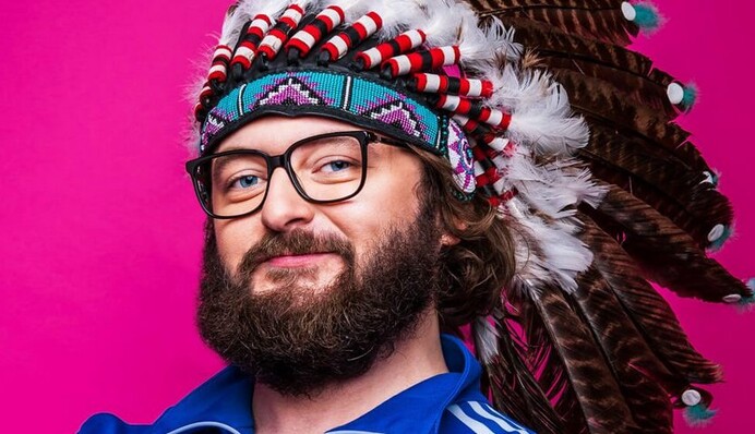 В Киеве снова напали на шоумена Dzidzio - на этот раз еще и обокрали