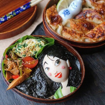 Креативна мама знайшла кращий спосіб змусити дітей обідати - її страви схожі на яскраві іграшки