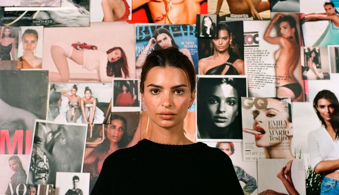 Модель Эмили Ратаковски обвинила известного фотографа в сексуальном насилии