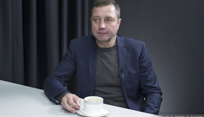 Українська армія має тільки один шлях - Валентин Бадрак