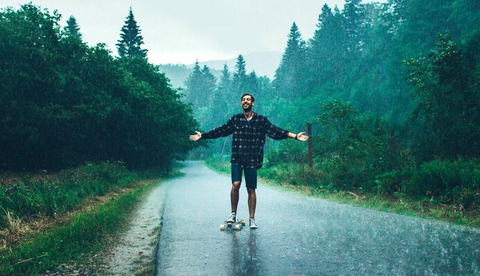 Тепло, но сыро: какой будет погода на выходных