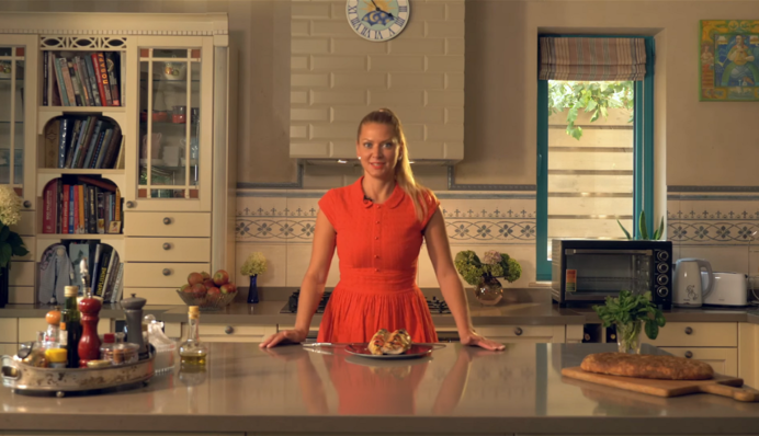 Запекаем дома сочную курицу Капрезе за час: рецепт и советы Татьяны Литвиновой