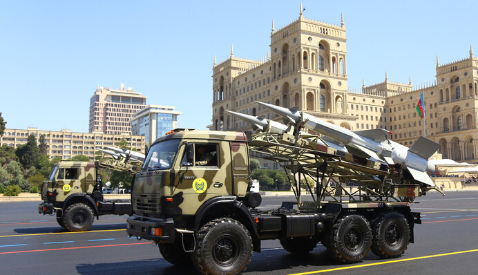 Азербайджан проти Вірменії: сили сторін