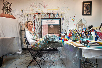 Внебрачная дочь короля Бельгии стала принцессой в 52 года - свой титул она отстояла в суде