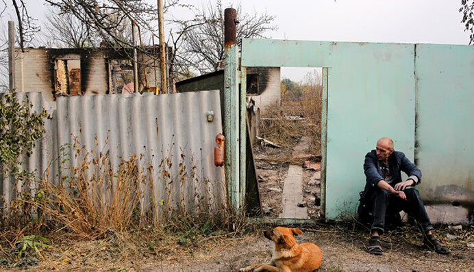 За 300 тысяч дом не построишь: как государство помогает погорельцам на Луганщине