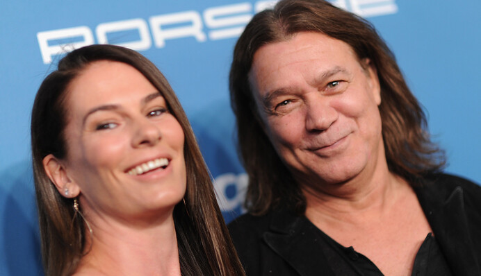 Вдова Эдди Ван Халена прокомментировала смерть музыканта: Говорить 