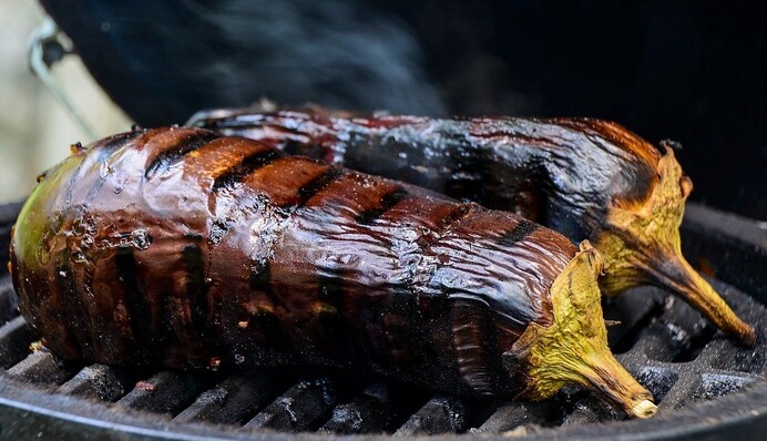 Готуємо вдома східну закуску з баклажанів: рецепт і поради Тетяни Литвинової