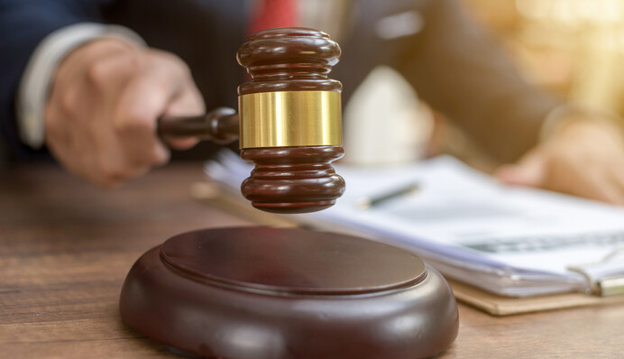 Первый вопрос Зеленского: что не так с пожизненной посадкой коррупционеров