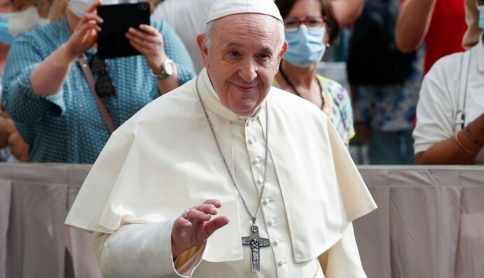 Папа Римський підтримав представників ЛГБТ та закликав узаконити одностатеві шлюби