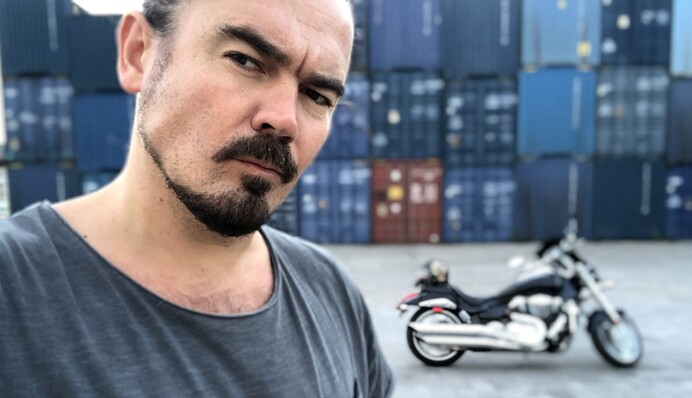 Фагот з гурту ТНМК розповів, як став батьком чужій дочці