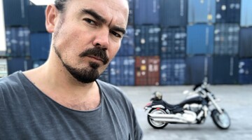 Фагот з гурту ТНМК розповів, як став батьком чужій дочці