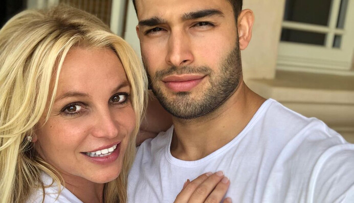 Візажист Брітні Спірс заявила, що опікуни не дозволяють їй вийти заміж і народити дитину