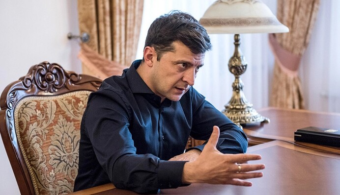 Если Зеленский не стукнет кулаком по столу, Украину будут ждать тяжелые времена - дипломат