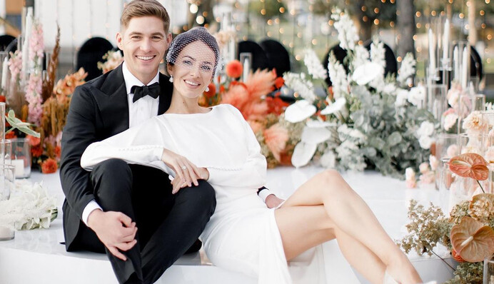 Володимир Остапчук випустив дебютний музичний кліп в подарунок дружині: відео