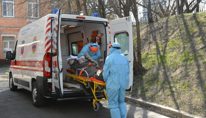 Сортування пацієнтів, крематорій в Палаці спорту і 