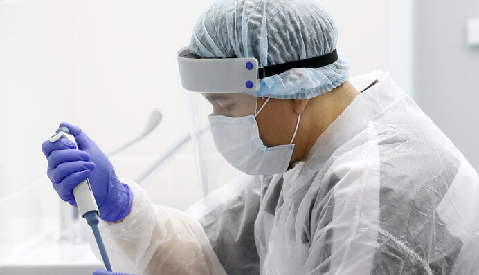 Убитий вірусом: МОЗ провалило тестування на COVID-19