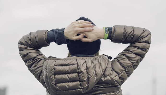 Що прийшло на зміну нудним дублянкам: 9 стильних курточок на зиму