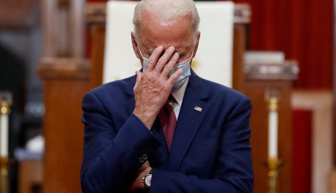 Победа Джо Байдена на выборах в США сделала знаменитостью японского мэра - угадайте, как его зовут