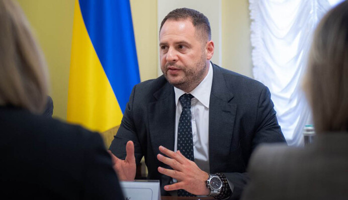 Згвалтування української дипломатії: як Єрмак підставив Зеленського в Вашингтоні