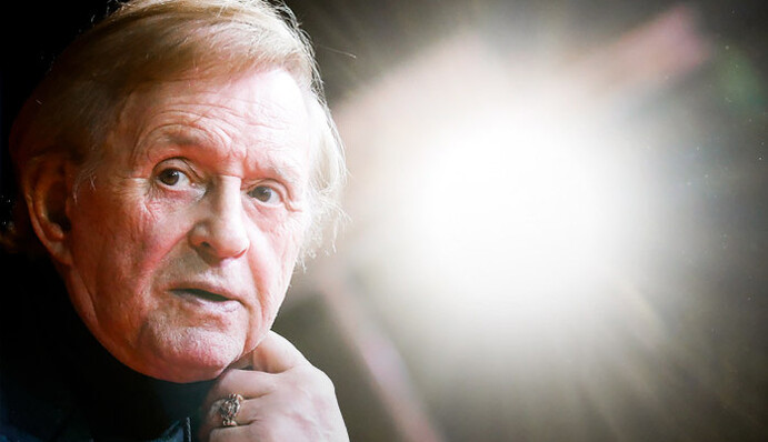 Во Львове простились с режиссером Романом Виктюком: фото, видео