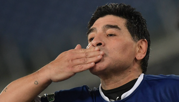 Один из лучших в истории: кого потерял мир со смертью Марадоны