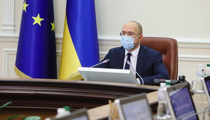 МВФ в кінці тунелю: під кого 