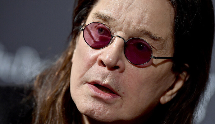 В Британии сдают комнату, в которой рос Оззи Осборн - певец в недоумении, ведь раньше там таких денег не просили