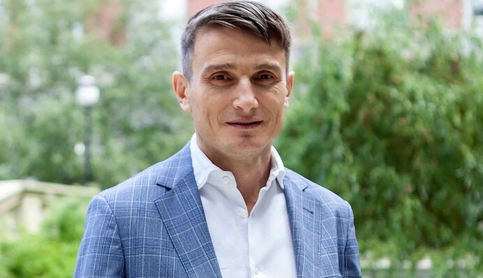 Падіння гривні може бути дуже глибоким, але за однієї умови - заступник голови Ради НБУ Василь Фурман