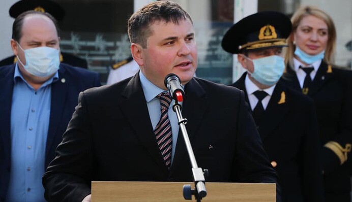 Губернатора-лузера - на 