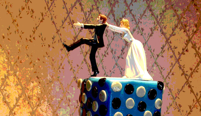 Дівчина втомилася чекати весілля і подала на хлопця в суд - вони зустрічалися 8 років