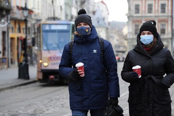 Новорічний локдаун: як Європа посилює обмеження, поки Україна гуляє