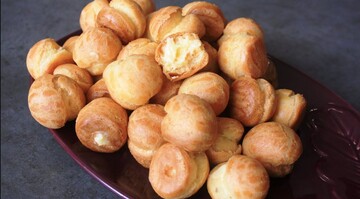 Печемо вдома солодкі та солоні профітролі: рецепт та відео від Тетяни Литвинової