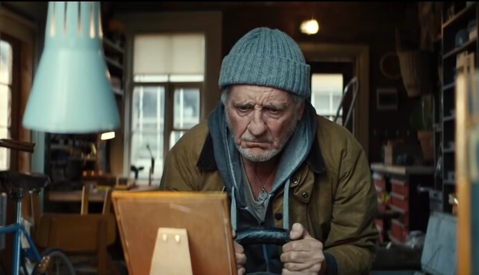 Уверены, что уже видели самые трогательные видео к Рождеству? Найдите 2,4 минуты для этой рекламы фармакомпании