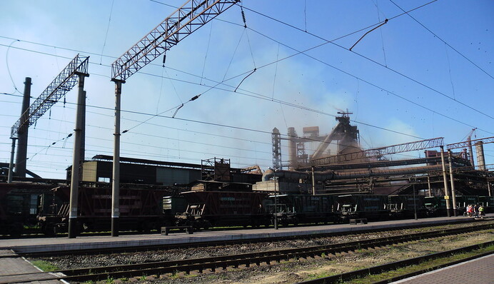 Неподконтрольный металл: Беглый олигарх Курченко пытается найти поддержку в украинских судах?