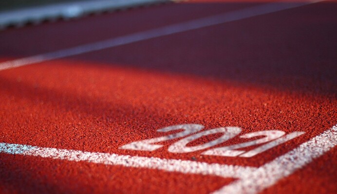 Новий прем'єр, гризня олігархів та конфлікт з регіонами: політичний прогноз 2021 рік