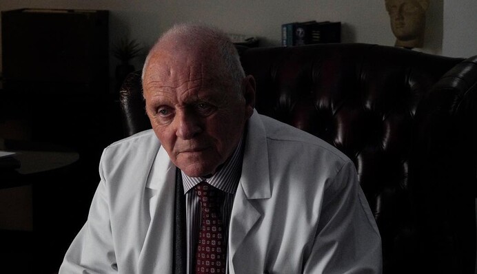 Энтони Хопкинс отпраздновал 45 лет трезвой жизни - в прошлом актер едва не допился до смерти