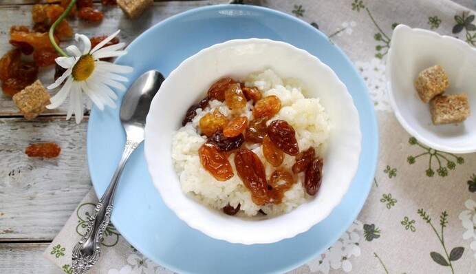 Как приготовить кутью из риса на Рождество: простой рецепт и советы к Сочельнику