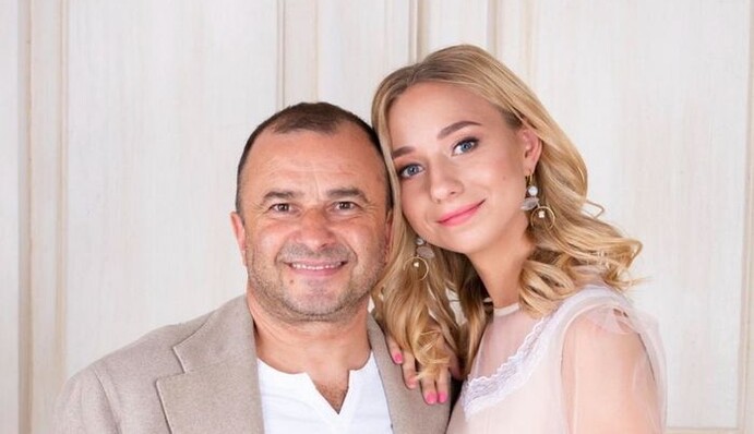 Вагітна дружина Віктора Павлика розповіла, коли вони планують весілля: Головне завдання - схуднути після пологів