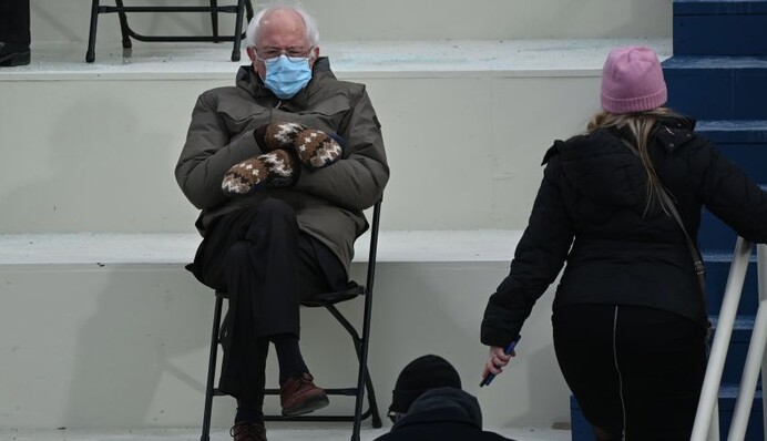 Рукавиці Берні Сандерса на інавгурації Байдена стали хітом - ось їх мила історія