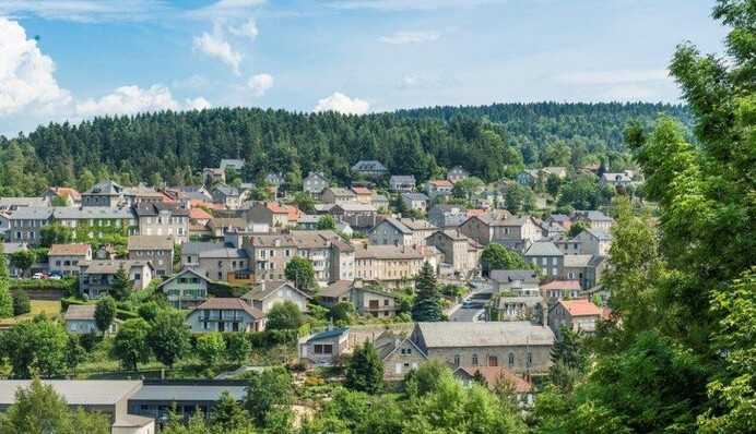 Мужчина оставил наследство деревне, жители которой спасли его от нацистов в 1943 году