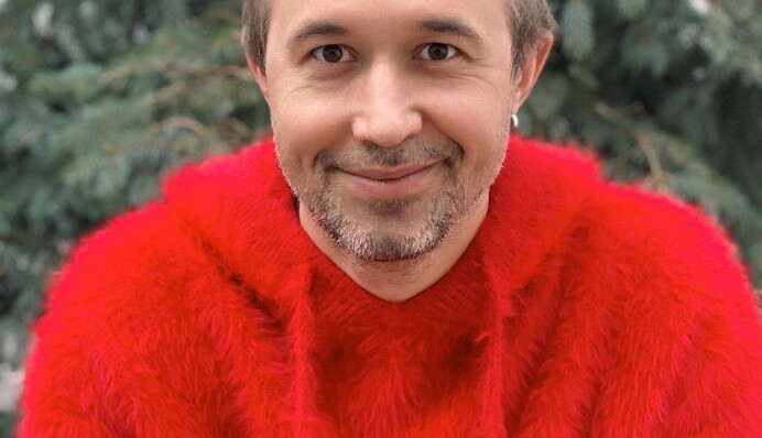 Сергій Бабкін прилетів до Відня та показав клініку, в якій йому зроблять операцію на очах