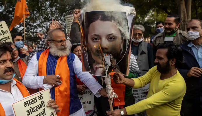 В Індії палять портрети Грети Тунберг і Ріанни через пости у соціальних мережах - що відбувається
