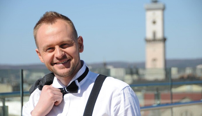 9 лет назад на 